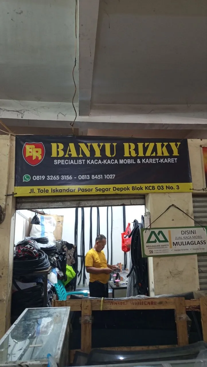 Penggantian Kaca Mobil Banyu Rizky